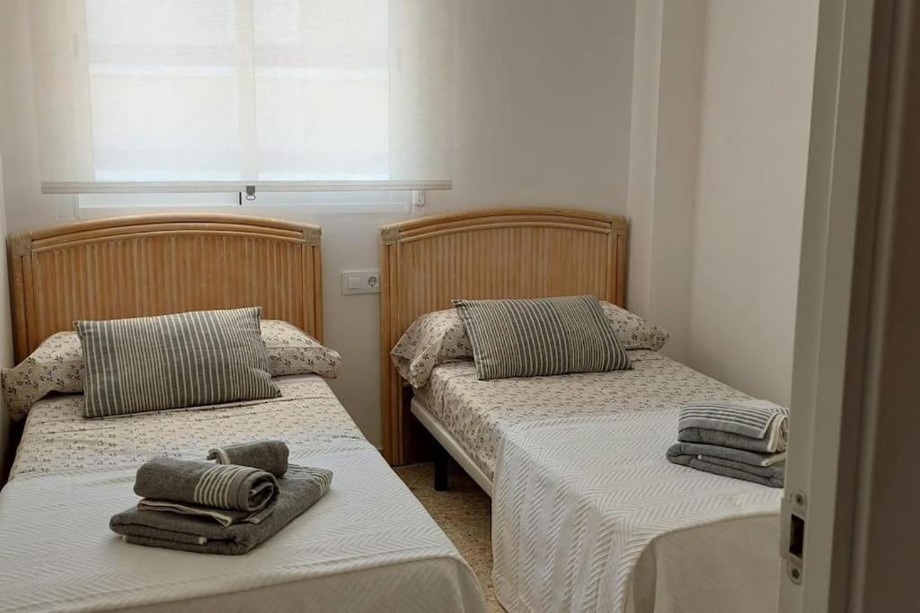 Apartamento Playa Piles -Familias- Екстер'єр фото